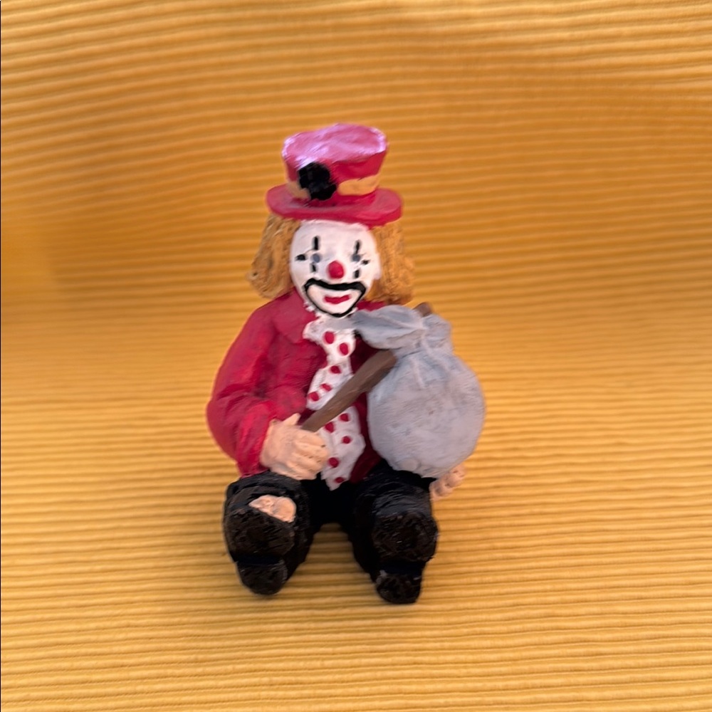 Red and Black Clown Decor Accent